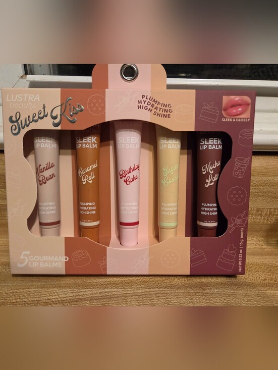 Other - Sweet Kiss Set Of 5 Lip Glosses